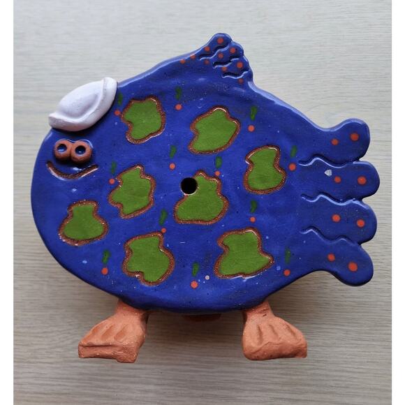 CLOCK-HANDMADE CERAMIC-Signed-Blue & Green Fish w/Feet-NO CLOCKWORKS - Picture 2 of 8